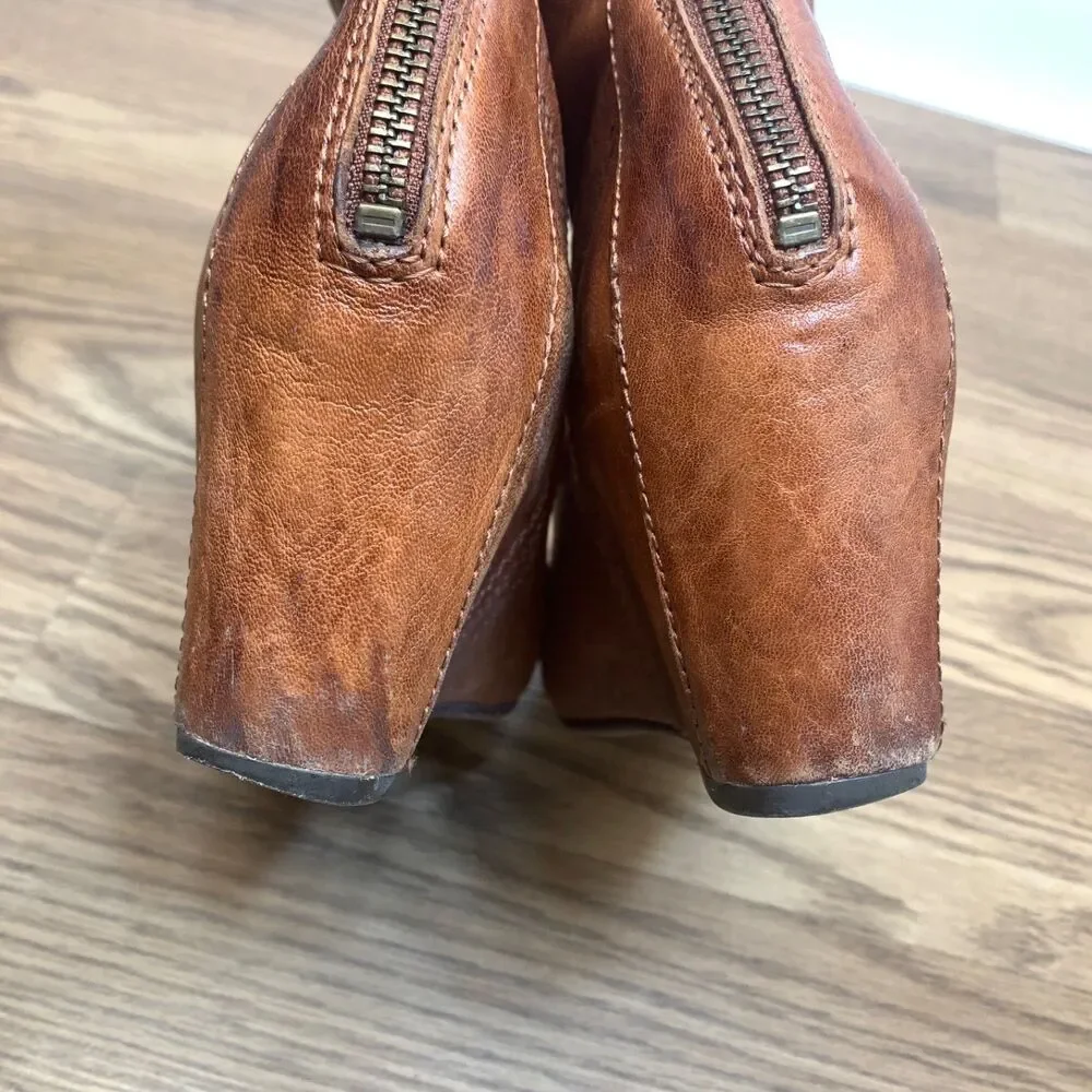 Frye‎ Carson Booties Women Size 7M Hidden Wedge 3470655 Cognac Brown Leather Zip